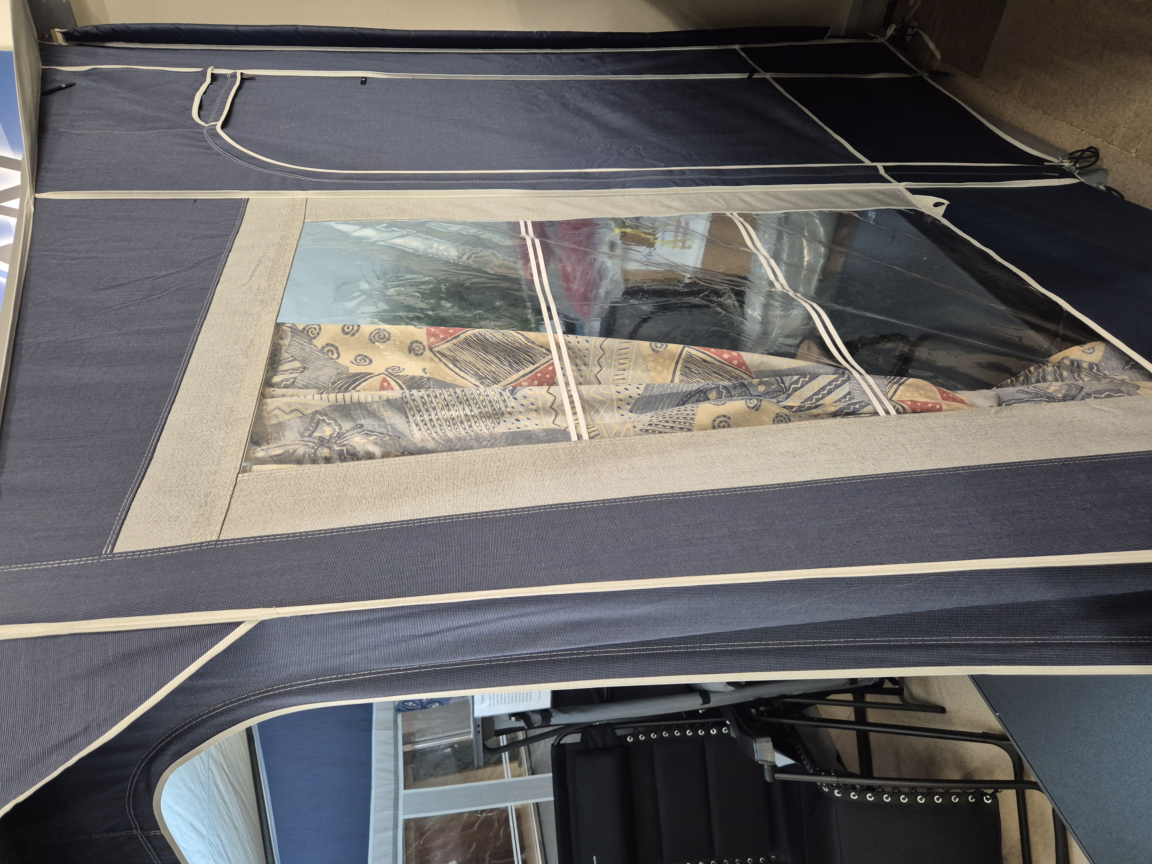 Used Isabella Minor Blue Used Isabella Minor Blue