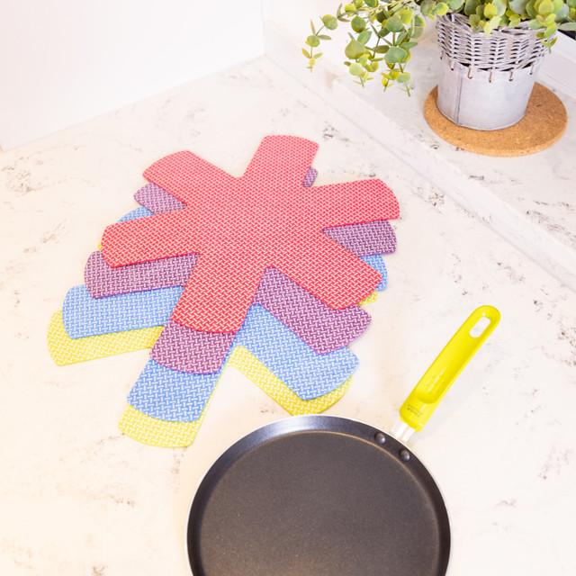 Colourworks Set of Four Non-Slip Pan Protectors Colourworks Set of Four Non-Slip Pan Protectors